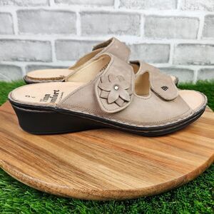 Finn Comfort Sansibar-S Sandals Women's Size US 8.5 Beige Leather Wedge Slip On